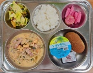 7월 18일 (화) 점심 급식사진 :: 급식 소식 :: 두일중학교 두일중학교 :: 급식 소식 :: 7월 18일 (화) 점심 급식사진