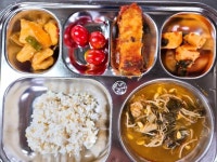 7월 17일 (월) 점심 급식사진 :: 급식 소식 :: 이호초등학교 이호초등학교 :: 급식 소식 :: 7월 17일 (월) 점심 급식사진