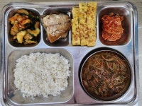 7월 17일 (월) 점심 급식사진 :: 급식 소식 :: 반안초등학교 반안초등학교 :: 급식 소식 :: 7월 17일 (월) 점심 급식사진