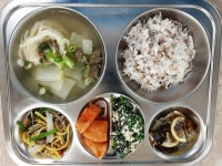 7월 17일 (월) 점심 급식사진 :: 급식 소식 :: 신송중학교 신송중학교 :: 급식 소식 :: 7월 17일 (월) 점심 급식사진