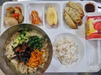 23.7.12(수) :: 급식 소식 :: 김해임호고등학교 김해임호고등학교 :: 급식 소식 :: 23.7.12(수)