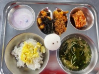 7월 20일 (목) 점심 급식사진 :: 급식 소식 :: 부산교육대학교부설초등학교 부산교육대학교부설초등학교 :: 급식 소식 :: 7월 20일 (목) 점심... 