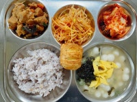 8월 1일 (화) 점심 급식사진 :: 급식 소식 :: 인천동방중학교 인천동방중학교 :: 급식 소식 :: 8월 1일 (화) 점심 급식사진