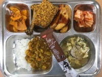 8.22(화) 식단사진 :: 급식 소식 :: 전주솔빛중학교 전주솔빛중학교 :: 급식 소식 :: 8.22(화) 식단사진