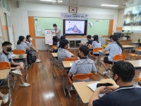 2023. 전문가 초청 진로 체험의 날 :: 행사사진 :: 진례중학교 진례중학교 :: 행사사진 :: 2023. 전문가 초청 진로 체험의 날