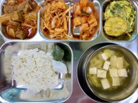 9월 27일 (수) 점심 급식사진 :: 급식 소식 :: 월촌중학교 월촌중학교 :: 급식 소식 :: 9월 27일 (수) 점심 급식사진