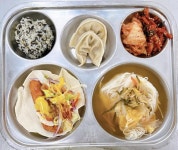 10월 13일 (금) 점심 급식사진 :: 급식 소식 :: 부산컴퓨터과학고등학교 부산컴퓨터과학고등학교 :: 급식 소식 :: 10월 13일 (금) 점심 급식사진
