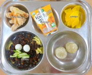 10월 18일 (수) 점심 급식사진 :: 급식 소식 :: 대전송촌초등학교 대전송촌초등학교 :: 급식 소식 :: 10월 18일 (수) 점심 급식사진