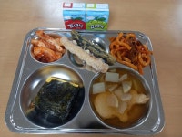 10월19일(목) 학교급식 사진 :: 급식 소식 :: 이의고등학교 이의고등학교 :: 급식 소식 :: 10월19일(목) 학교급식 사진