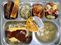 10월 18일 (수) 점심 급식사진 :: 급식 소식 :: 문현여자중학교 문현여자중학교 :: 급식 소식 :: 10월 18일 (수) 점심 급식사진