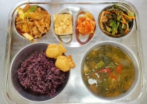 10월 19일 (목) 점심 급식사진 :: 급식 소식 :: 중화중학교 중화중학교 :: 급식 소식 :: 10월 19일 (목) 점심 급식사진