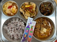 식단사진(10/20) :: 급식 소식 :: 명인중학교 명인중학교 :: 급식 소식 :: 식단사진(10/20)