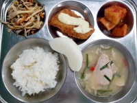 10월 23일 (월) 점심 급식사진 :: 급식 소식 :: 성안중학교 성안중학교 :: 급식 소식 :: 10월 23일 (월) 점심 급식사진