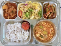 10월 24일 (화) 점심 급식사진 :: 급식 소식 :: 흥진고등학교 흥진고등학교 :: 급식 소식 :: 10월 24일 (화) 점심 급식사진