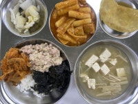 10월 25일 (수) 점심 급식사진 :: 급식 소식 :: 내정초등학교 내정초등학교 :: 급식 소식 :: 10월 25일 (수) 점심 급식사진