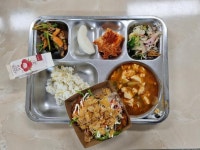 10월 26일 (목) 점심 급식사진 :: 급식 소식 :: 인천뷰티예술고등학교 인천뷰티예술고등학교 :: 급식 소식 :: 10월 26일 (목) 점심 급식사진