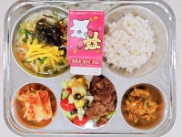 10월 27일 (금) 점심 급식사진 :: 급식 소식 :: 진산중학교 진산중학교 :: 급식 소식 :: 10월 27일 (금) 점심 급식사진