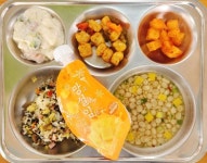 10월 27일 (금) 점심 급식사진 :: 급식 소식 :: 두일중학교 두일중학교 :: 급식 소식 :: 10월 27일 (금) 점심 급식사진