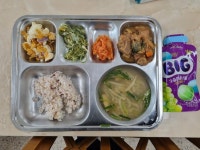 10월 31일 (화) 점심 급식사진 :: 급식 소식 :: 인천뷰티예술고등학교 인천뷰티예술고등학교 :: 급식 소식 :: 10월 31일 (화) 점심 급식사진