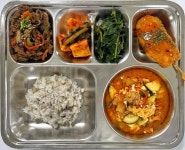 10월 31일 (화) 점심 급식사진 :: 급식 소식 :: 삼각산고등학교 삼각산고등학교 :: 급식 소식 :: 10월 31일 (화) 점심 급식사진