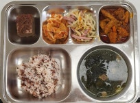 11월 1일 (수) 점심 급식사진 :: 급식 소식 :: 모현중학교 모현중학교 :: 급식 소식 :: 11월 1일 (수) 점심 급식사진