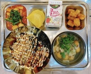11월 1일 (수) 점심 급식사진 :: 급식 소식 :: 중화고등학교 중화고등학교 :: 급식 소식 :: 11월 1일 (수) 점심 급식사진