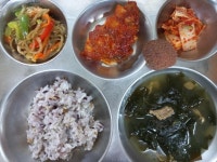 중일초등학교 :: 급식 소식 :: 11월 1일 (수) 점심 급식사진