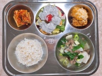 11월 6일 (월) 점심 급식사진 :: 급식 소식 :: 용인신릉중학교 용인신릉중학교 :: 급식 소식 :: 11월 6일 (월) 점심 급식사진
