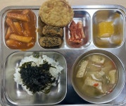 11월 6일 (월) 점심 급식사진 :: 급식 소식 :: 재송여자중학교 재송여자중학교 :: 급식 소식 :: 11월 6일 (월) 점심 급식사진
