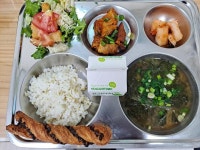 11월 6일 (월) 점심 급식사진 :: 급식 소식 :: 신현여자중학교 신현여자중학교 :: 급식 소식 :: 11월 6일 (월) 점심 급식사진