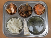 11월 6일 (월) 점심 급식사진 :: 급식 소식 :: 모락중학교 모락중학교 :: 급식 소식 :: 11월 6일 (월) 점심 급식사진
