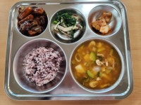 2023년 11월 7일 급식사진 :: 급식 소식 :: 대전용산초등학교 대전용산초등학교 :: 급식 소식 :: 2023년 11월 7일 급식사진