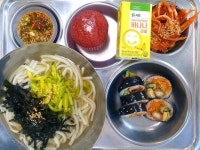 11월 7일 (화) 점심 급식사진 :: 급식 소식 :: 태종대중학교 태종대중학교 :: 급식 소식 :: 11월 7일 (화) 점심 급식사진
