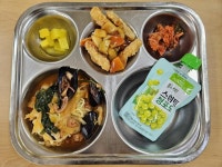 11월 8일 (수) 점심 급식사진 :: 급식 소식 :: 대전동화중학교 대전동화중학교 :: 급식 소식 :: 11월 8일 (수) 점심 급식사진