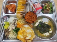 11월 8일 (수) 점심 급식사진 :: 급식 소식 :: 동현중학교 동현중학교 :: 급식 소식 :: 11월 8일 (수) 점심 급식사진