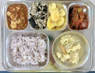 11월 7일 (화) 점심 급식사진 :: 급식 소식 :: 흥진고등학교 흥진고등학교 :: 급식 소식 :: 11월 7일 (화) 점심 급식사진