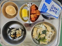 11월 8일 (수) 점심 급식사진 :: 급식 소식 :: 서울목원초등학교 서울목원초등학교 :: 급식 소식 :: 11월 8일 (수) 점심 급식사진