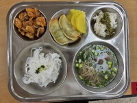 11월 8일 (수) 점심 급식사진 :: 급식 소식 :: 철산중학교 철산중학교 :: 급식 소식 :: 11월 8일 (수) 점심 급식사진