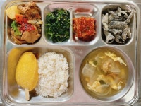 11월 9일 (목) 점심 급식사진 :: 급식 소식 :: 동주여자중학교 동주여자중학교 :: 급식 소식 :: 11월 9일 (목) 점심 급식사진