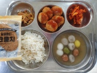 11월 9일 (목) 점심 급식사진 :: 급식 소식 :: 신명여자고등학교 신명여자고등학교 :: 급식 소식 :: 11월 9일 (목) 점심 급식사진