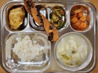 11월 10일 (금) 점심 급식사진 :: 급식 소식 :: 안산대월초등학교 안산대월초등학교 :: 급식 소식 :: 11월 10일 (금) 점심 급식사진