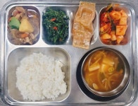 11월 9일 (목) 점심 급식사진 :: 급식 소식 :: 목일중학교 목일중학교 :: 급식 소식 :: 11월 9일 (목) 점심 급식사진