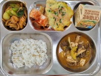 11월 10일 (금) 점심 급식사진 :: 급식 소식 :: 압구정중학교 압구정중학교 :: 급식 소식 :: 11월 10일 (금) 점심 급식사진