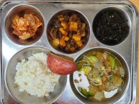 11월 10일 (금) 점심 급식사진 :: 급식 소식 :: 성복초등학교 성복초등학교 :: 급식 소식 :: 11월 10일 (금) 점심 급식사진