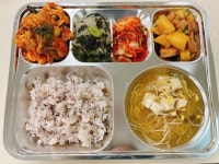 11월 10일 (금) 점심 급식사진 :: 급식 소식 :: 남강고등학교 남강고등학교 :: 급식 소식 :: 11월 10일 (금) 점심 급식사진