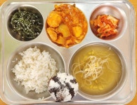 11월 13일 (월) 점심 급식사진 :: 급식 소식 :: 두일중학교 두일중학교 :: 급식 소식 :: 11월 13일 (월) 점심 급식사진