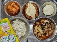 11월 13일 (월) 점심 급식사진 :: 급식 소식 :: 범계중학교 범계중학교 :: 급식 소식 :: 11월 13일 (월) 점심 급식사진