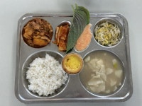 11월 13일 (월) 점심 급식사진 :: 급식 소식 :: 문일여자고등학교 문일여자고등학교 :: 급식 소식 :: 11월 13일 (월) 점심 급식사진