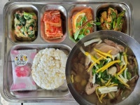 11월 14일 (화) 점심 급식사진 :: 급식 소식 :: 숭신여자고등학교 숭신여자고등학교 :: 급식 소식 :: 11월 14일 (화) 점심 급식사진