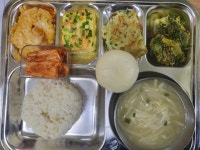 11월 13일 (월) 점심 급식사진 :: 급식 소식 :: 사직여자중학교 사직여자중학교 :: 급식 소식 :: 11월 13일 (월) 점심 급식사진